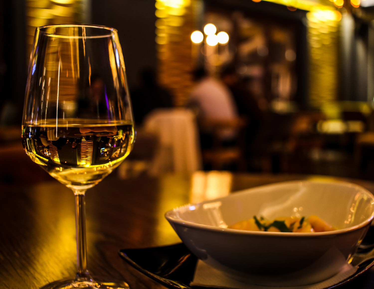 Velký výběr různých druhů vína